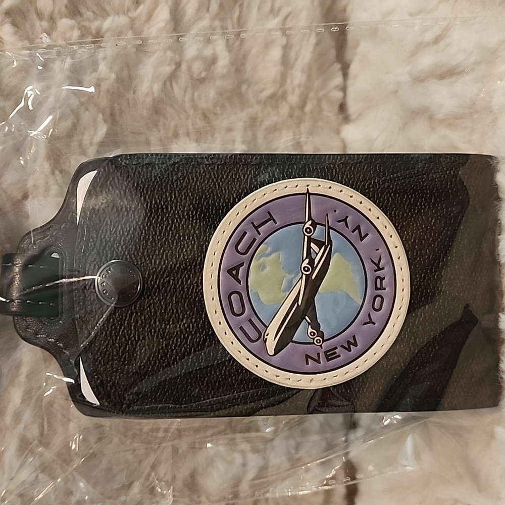 COACH LEATHER LUGGAGE TAG